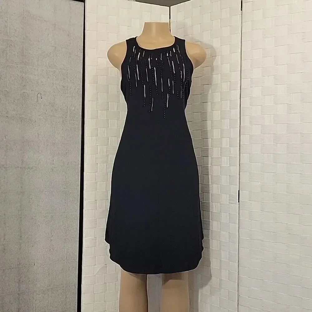 BRAND NEW APT.9 SLEEVELESS ROUNDNECK WOMEN